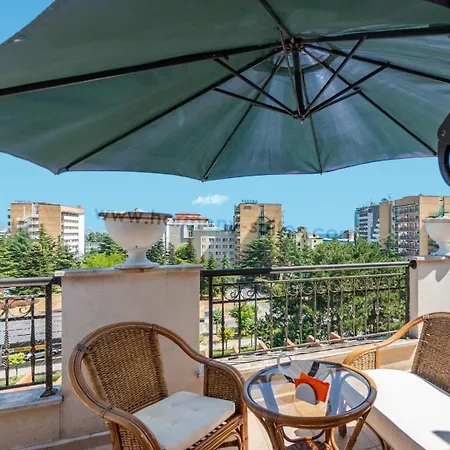 Hamony Palace Apartment *