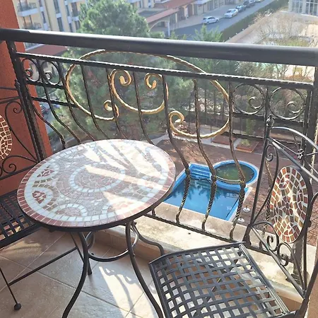 Hamony Palace Apartment *